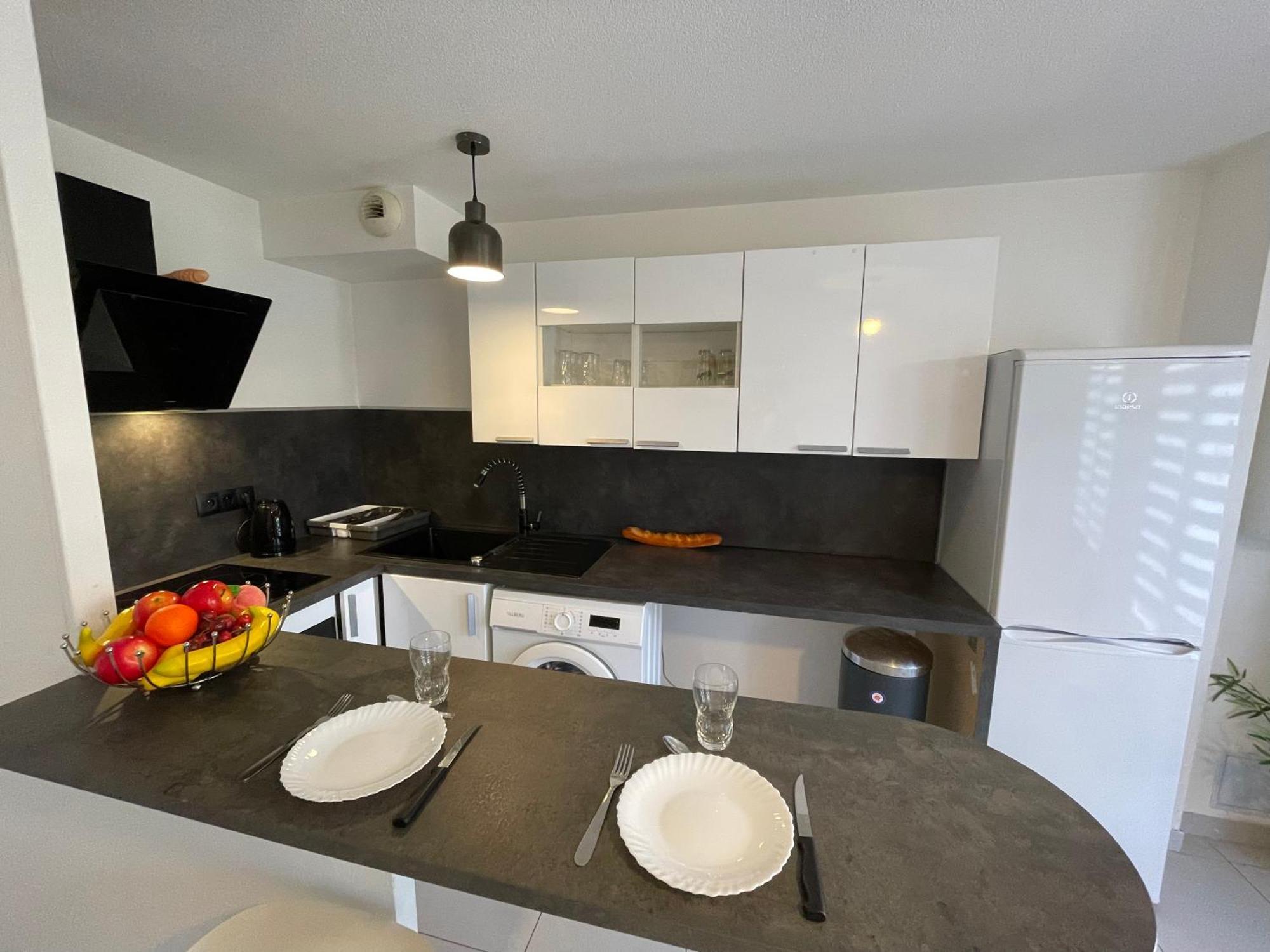 Maisonette Proche Holiday home *
